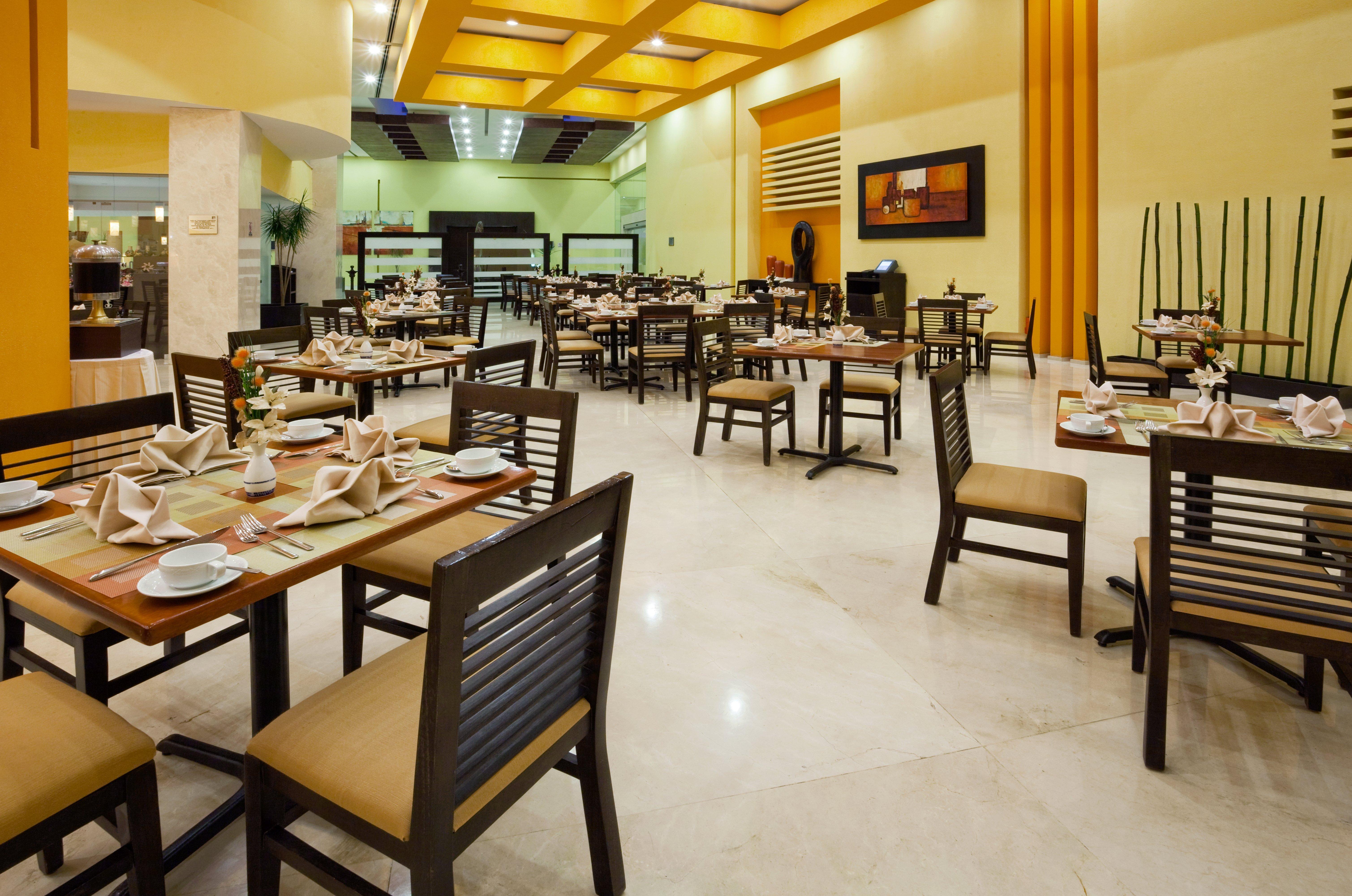 Holiday Inn Puebla Finsa By Ihg Exterior photo